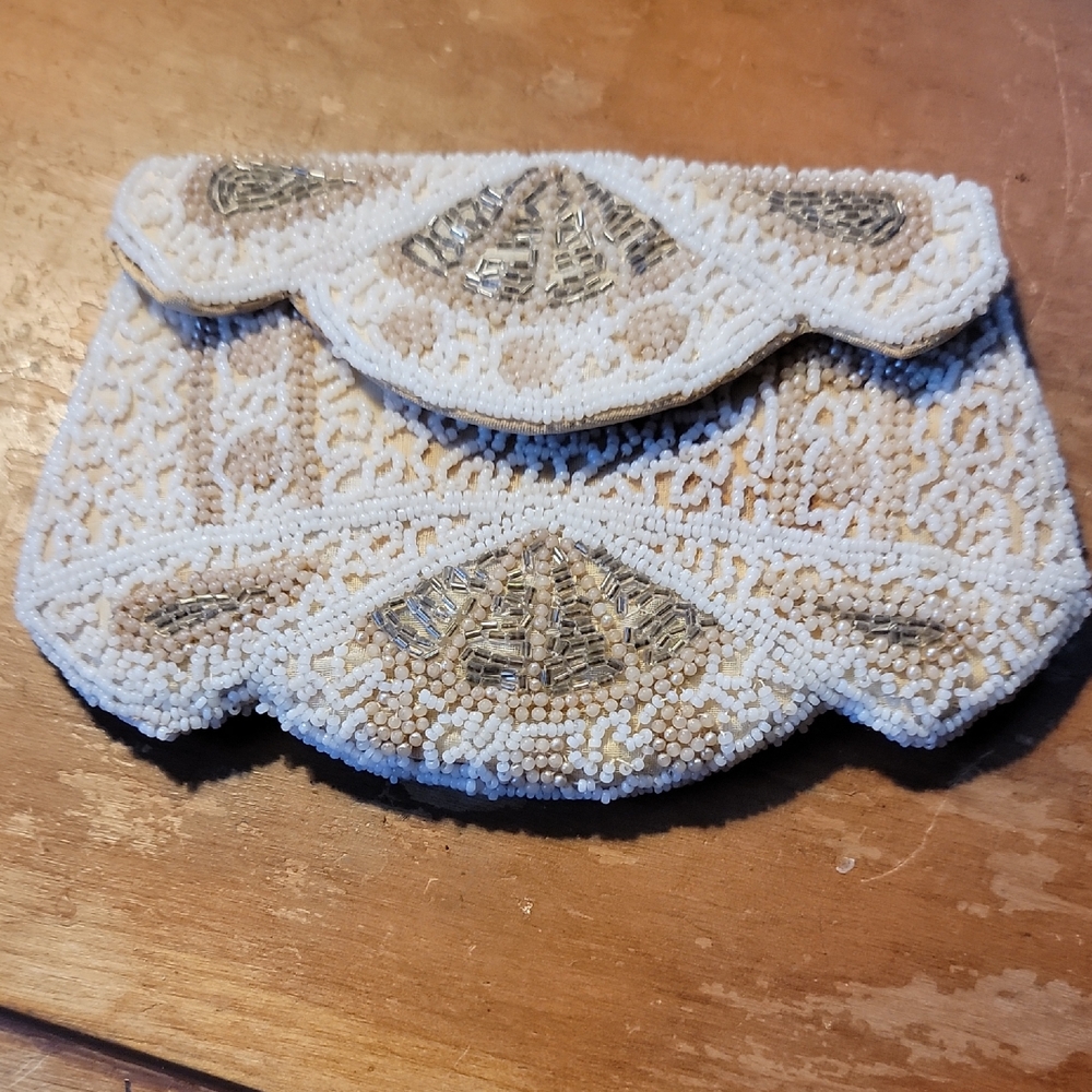Vintage Beaded Clutch in Cream and Silver